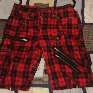 Punk plaid shorts for men, size Large.